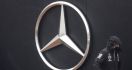 Mercedes-Benz Recall 2,6 Juta Mobil yang Bermasalah di Perangkat Lunak - JPNN.com