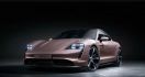 Porsche Taycan Listrik Bawa Fitur Baru, Sebegini Harganya - JPNN.com