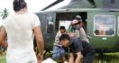 TNI AD Salurkan Bantuan Korban Gempa di Wilayah Terisolasi dengan Helikopter - JPNN.com