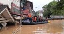 Banjir Jakarta, 300 Kepala Keluarga Cipinang Melayu Mengungsi - JPNN.com