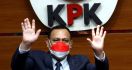 Jokowi Tolak Teken Pemberhentian Firli Bahuri Sebagai Komisioner KPK - JPNN.com