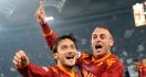 Ucapkan Ultah, Totti Desak De Rossi Bertahan - JPNN.com