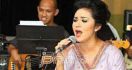 Wiihhh.. Krisdayanti Ditangani Produser Madonna - JPNN.com