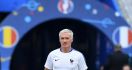 Didier Deschamps Incar Sukses Pemain dan Pelatih - JPNN.com