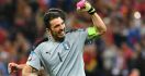 Buffon Ingin Seluruh Pemain Italia Saling Berbagi Beban - JPNN.com