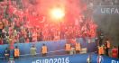 Flare Suporter Juga Coreng Laga Spanyol vs Turki - JPNN.com