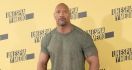 Laris Manis..The Rock Diincar Universal Pictures - JPNN.com