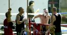 Chris John Latihan Tertutup - JPNN.com