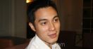 Baim Wong Belajar Ibadah dari Dude Harlino - JPNN.com