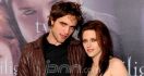Robert Pattinson-Kristen Stewart Terbang ke Inggris - JPNN.com