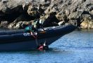 Berjalan Kaki Memanfaatkan Air Laut yang Surut, Ribuan Migran Maroko Tiba di Spanyol - JPNN.com
