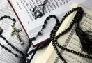 Makin Tertutup, Pintu untuk Mengikrarkan Cinta Beda Iman di Indonesia - JPNN.com