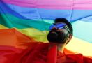 Dunia Hari Ini: Warga Kanada LGBTIQ Diminta Berhati-hati Pergi ke Amerika Serikat - JPNN.com
