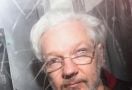Dunia Hari Ini: Julian Assange, Pendiri Wikileaks, Keluar dari Penjara di Inggris - JPNN.com