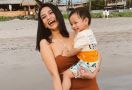 Anak Vanessa Angel Pulang ke Jakarta, Langsung Dibawa ke Makam? - JPNN.com