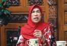 Dorce Gamalama Meninggal karena Covid-19, Sahabat: Enggak Bisa Dibawa Pulang - JPNN.com