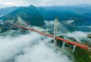 Beipanjiang Bridge, Tertinggi Dunia, Seperti di Langit - JPNN.com