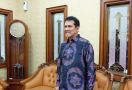 Honorer K2 Anggap Asman Abnur tak Berbeda Dengan Yuddy - JPNN.com