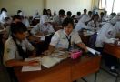 Persiapan UN, Ortu Siswa Diminta Rp 295 Ribu - JPNN.com