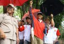 Usai Debat Sengit, Anies Pilih Mancing Bareng Relawan - JPNN.com