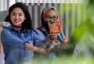 Dewi Perssik Pengin Jenguk Aldi Taher, Tapi... - JPNN.com