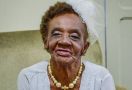 Mengharukan, Wanita Berusia 106 Tahun Ini Baru Tunangan - JPNN.com