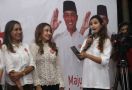 Bidadari Anies-Sandi Hibur Relawan di Sela-Sela Debat - JPNN.com