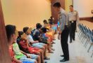 Bolos Saat Jam Sekolah, 21 Pelajar Digaruk Polisi - JPNN.com