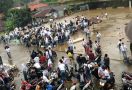 Rumah Mantan Menteri Ikut Terendam Banjir - JPNN.com