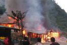 Dituding Pelihara Begu Ganjang, Rumah Pasutri Dibakar - JPNN.com