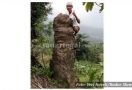 Bukit Longsor, Batu Misterius Nongol - JPNN.com