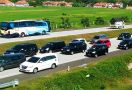 Sudah 434 Ribu Kendaraan Keluar dari Jakarta Melalui GT Cikarang - JPNN.com
