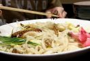 Mie Serangga Ini Hits Banget di Jepang Lho, Mau Coba? - JPNN.com
