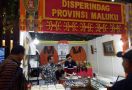 Pameran Hasil Kerajinan Asal Maluku Diminati Pengunjung - JPNN.com