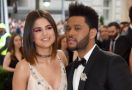 Selena dan The Weeknd Pamer Kemesraan, Eeh Ada Ibu Mantan - JPNN.com