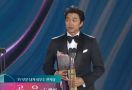 Gong Yoo Aktor Terbaik Baeksang Art Award 2017 - JPNN.com