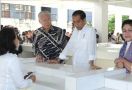 Pak Jokowi Sambangi Pasar Mama Jayapura - JPNN.com