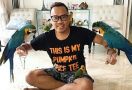 Uya Kuya Sibuk dengan Burung, Astrid Pilih Curhat ke Boneka - JPNN.com