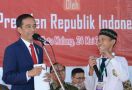 Sebelum Kasih Kuis Berhadiah Sepeda, Pak Jokowi Berpesan... - JPNN.com