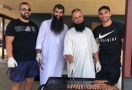 Kisah Empat Muslim Australia Menyetir 10 Jam demi Bantu Korban Kebakaran - JPNN.com