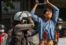 Militer Myanmar Gunakan Taktik Perang, Menembakkan Peluru Tajam ke Pengunjuk Rasa - JPNN.com