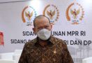Ketua DPD RI Puji PKL Surabaya sebagai Duta Penerapan Prokes di Lapangan - JPNN.com
