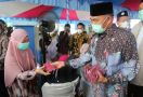 Tinjau Vaksinasi di Kudus, Muhadjir Effendy Mengaku Senang - JPNN.com