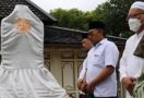 Ziarahi Makam Sunan Kalijaga dan Raja Demak, Gus Jazil: Jangan Hilangkan Jasa Ulama - JPNN.com