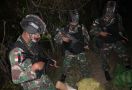Prajurit TNI Temukan 3 Karung di Perbatasan RI-Timor Leste, Isinya Bukan Narkoba - JPNN.com