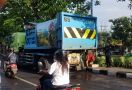 Kecelakaan Truk Sampah Pemkot Surabaya dan Pengendara Motor, InI Kronologinya - JPNN.com