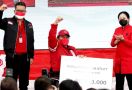 Bu Mega Bergaya Anak Muda saat Berikan Apresiasi untuk Atlet Paralimpiade Tokyo - JPNN.com
