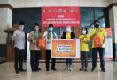 Baqoel Group Serahkan Bantuan 300 Paket Sembako ke Pemkot Jaksel - JPNN.com