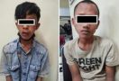 Berbuat Terlarang, 2 Pemuda Dihajar Massa, Lalu Ditangkap Polisi - JPNN.com