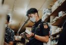 Warning dari Bea Cukai untuk Pedagang Eceran yang Jual Rokok Ilegal - JPNN.com